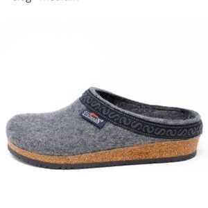 Stegmann Women's Wool Felt Clog with Cork Sole Grey, 9.5 Medium. Exc. condition
